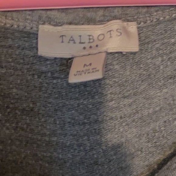 Women’s “Talbots” Oversized Sweatshirt with pockets - Picture 2 of 2